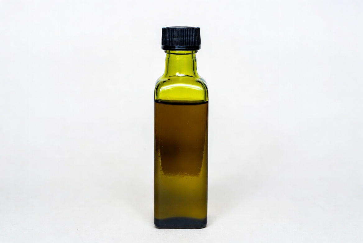 Avocado Oil vs Olive Oil for Salad Dressing